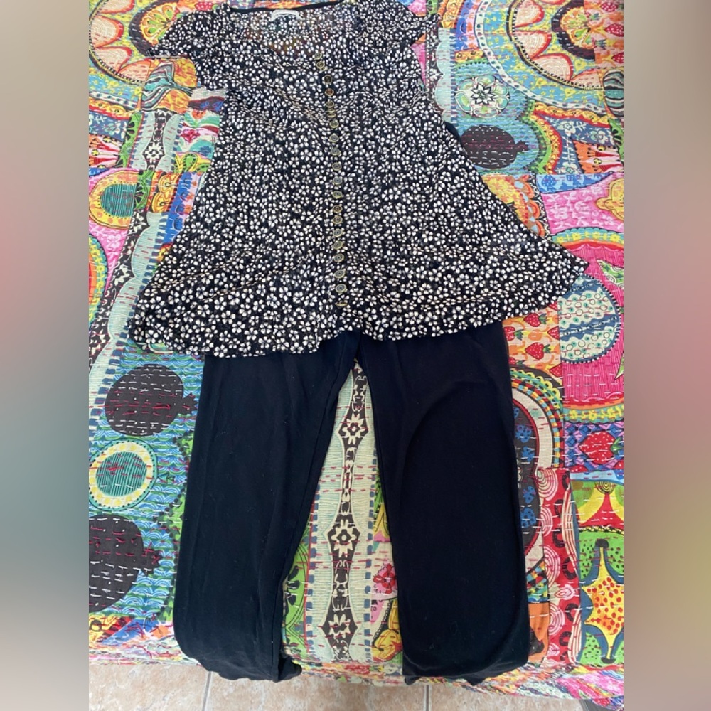 Maternity Ruby & Lace Size S Black Leggings